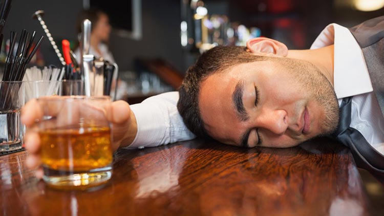 Alcohol and Testosterone: Alcohol interfere with sleep